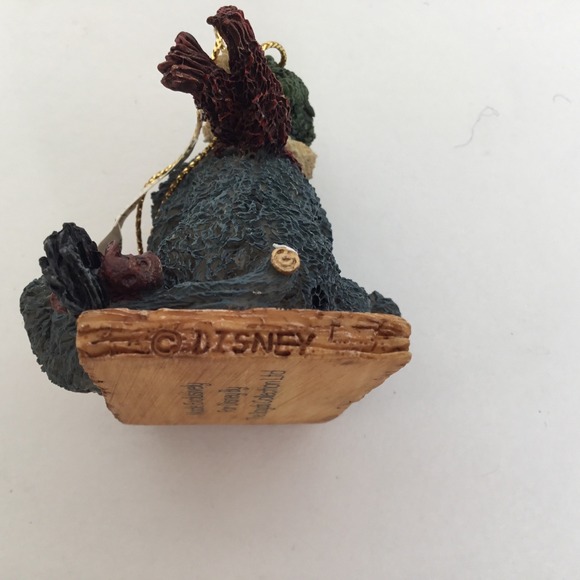 Boyds Collection Pooh Bears Winter Holiday Eeyore with Christmas Ornament - Picture 13 of 16